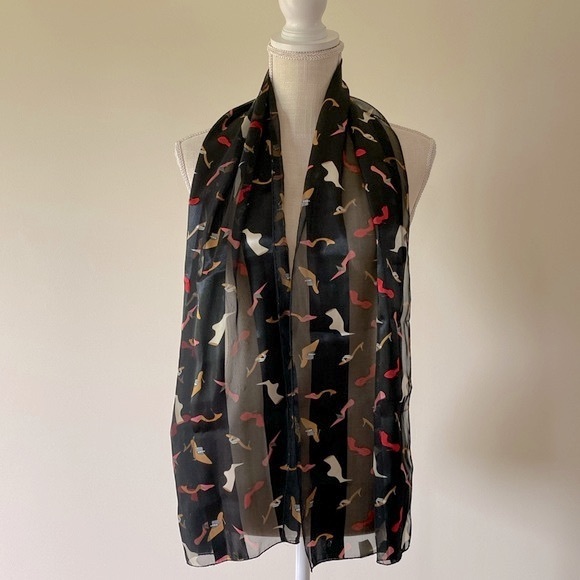 Satin striped lightweight shoe 👠 design fashion scarf, black multi shoe style - Picture 3 of 14